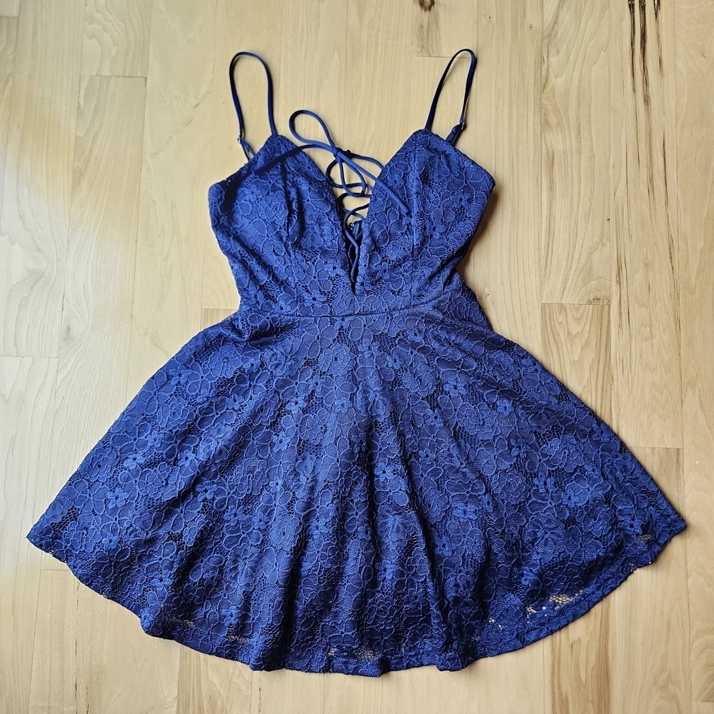 Trac Navy Lace Detail Dress XS